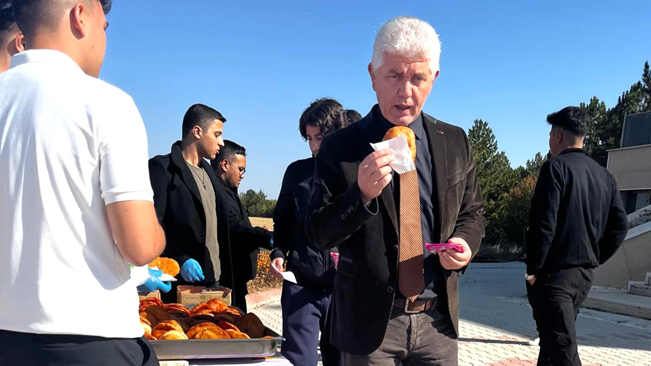 Beyşehir Turizm Fakültesinden ilçe ile üniversite arasında gastronomi köprüsü 